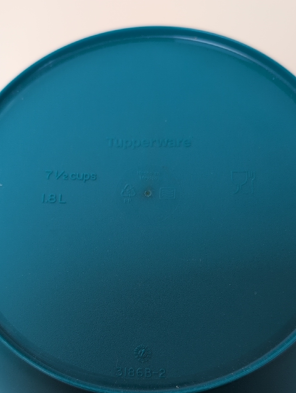 🆕Tupperware®️ Serving Dish - Picture 3 of 4